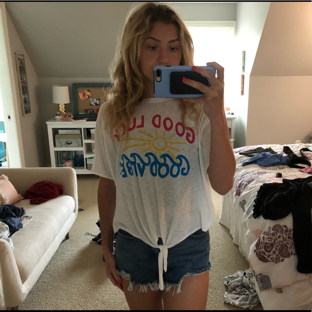 Good Vibes Tie Graphic Tee